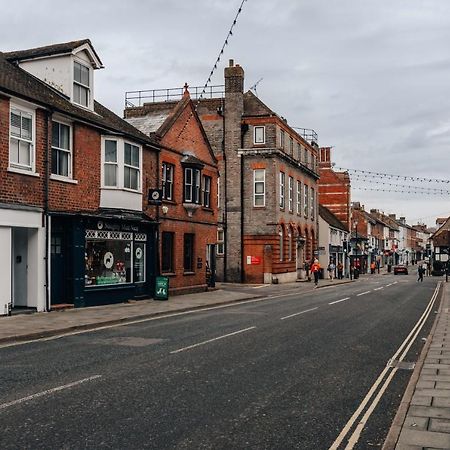 Central Modern Flat For 4-6 & Dedicated Parking Henley-on-Thames Extérieur photo